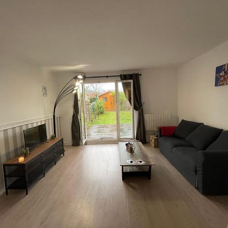 Studio cosy à 10 minutes de Disneyland Paris Bailly-Romainvilliers Exterior foto