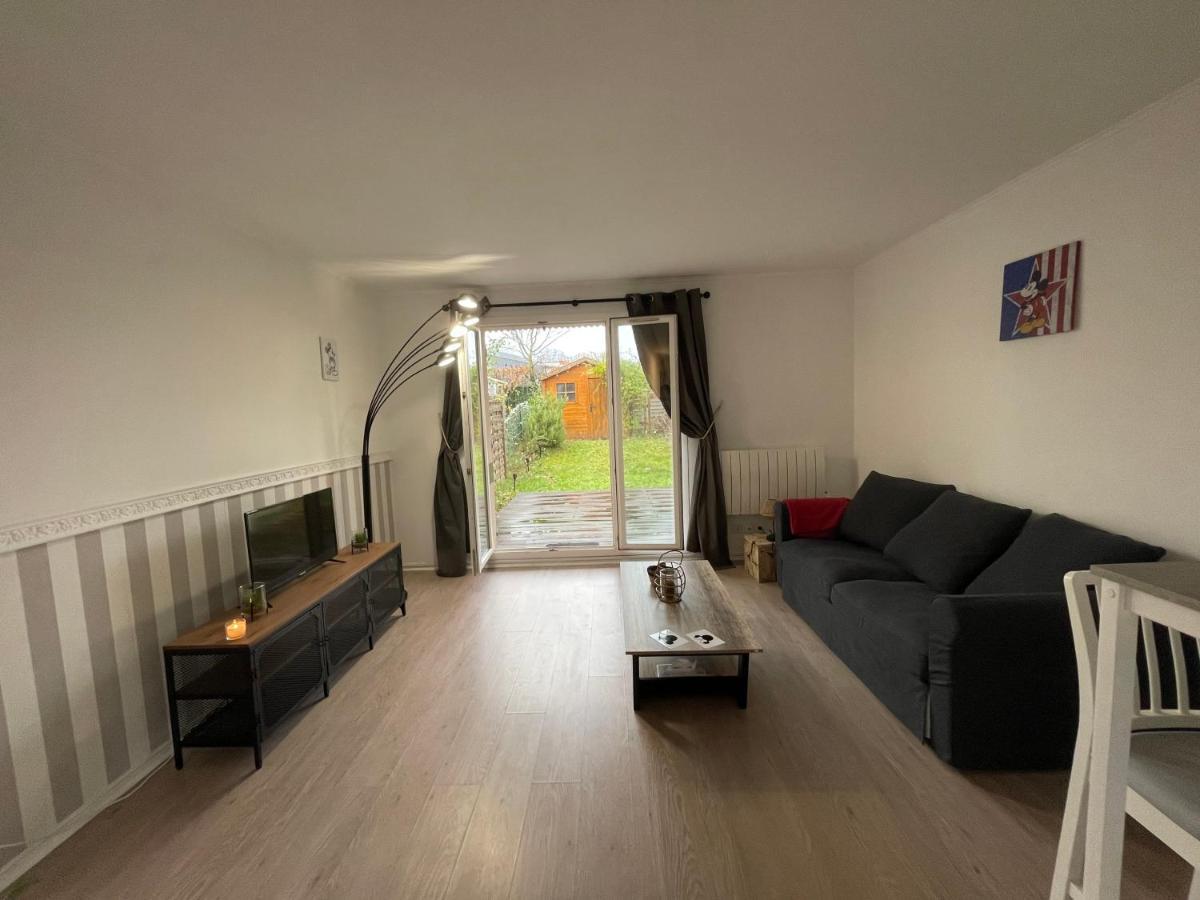 Studio cosy à 10 minutes de Disneyland Paris Bailly-Romainvilliers Exterior foto